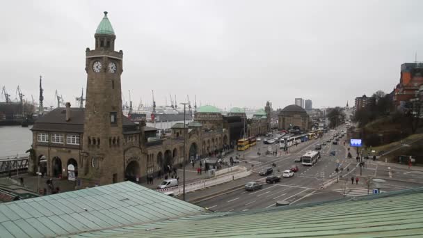 Över Hamburg Gamla Historiska Tyska Staden Lastfartyg Elben Gamla Dockor — Stockvideo