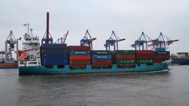 View Hamburg Old Historical German City Cargo Ships Elbe Old — Stock Video