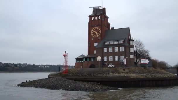 Över Hamburg Gamla Historiska Tyska Staden Lastfartyg Elben Gamla Dockor — Stockvideo