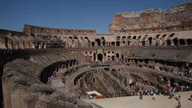 Kolezyum Roma, İtalya görünümünde. Roma mimarisi ve Simgesel. Roma ve İtalya'nın eski ve ünlü cazibe.