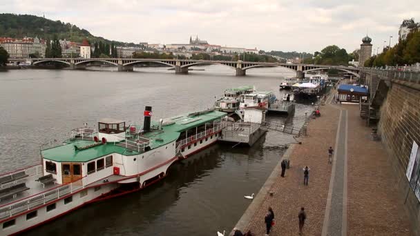 Utsikt Över Prag Gamla Och Vackra Tjeckiska Staden — Stockvideo