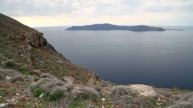 Santorini, Yunanistan. Şaşırtıcı Santorini doğa görünümünü, Santorini, Geleneksel Kikladik Santorini evleri, Oia Köyü, Fira, volkan caldera. 