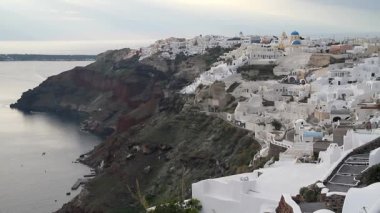 Santorini, Yunanistan. Şaşırtıcı Santorini doğa görünümünü, Santorini, Geleneksel Kikladik Santorini evleri, Oia Köyü, Fira, volkan caldera. 