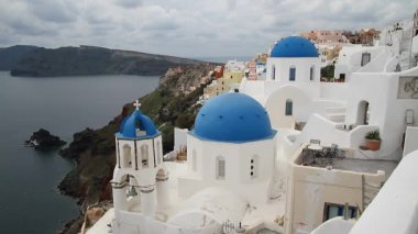 Santorini, Yunanistan. Şaşırtıcı Santorini doğa görünümünü, Santorini, Geleneksel Kikladik Santorini evleri, Oia Köyü, Fira, volkan caldera. 