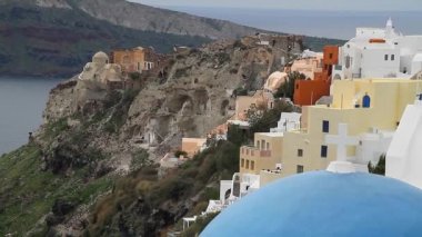 Santorini, Yunanistan. Şaşırtıcı Santorini doğa görünümünü, Santorini, Geleneksel Kikladik Santorini evleri, Oia Köyü, Fira, volkan caldera. 