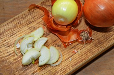 güzel, acı ve büyük soğan