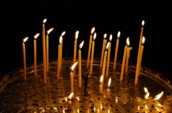 Velas de memoria y esperanza . —  Fotos de Stock