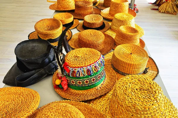 Sombreros de paja —  Fotos de Stock