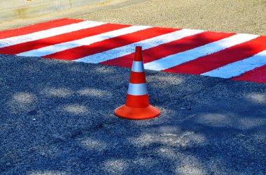 Yaya geçidini çiz.