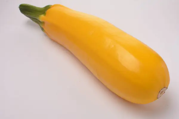 Calabacín Amarillo Aislado Blanco Calabacín Crudo Vegetal Calabaza Médula Orgánica — Foto de Stock