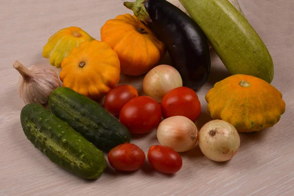 Vegetais Diferentes Fundo Branco Conjunto Produtos Vitamínicos Verão — Fotografia de Stock