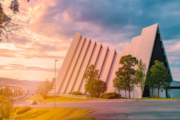 Arktiska Katedralen Tromsö Norway Skandinavien Europa Molnig Solnedgången Bakgrunden Arkitektur — Stockfoto