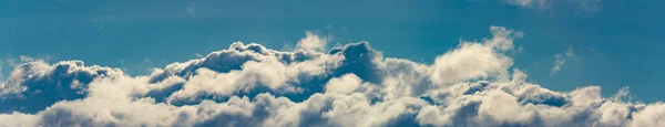 Panorama Cerului Albastru Frumos Nori Albi — Fotografie, imagine de stoc