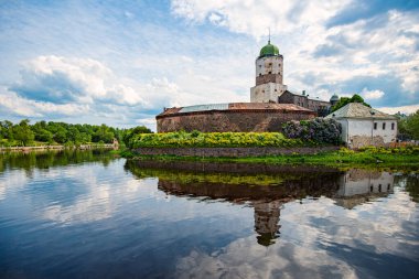Rusya 'daki Vyborg Şatosu yaz günü