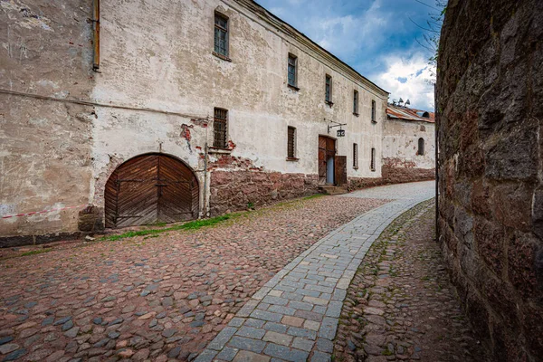 Pátio do castelo de Vyborg na Rússia — Fotografia de Stock