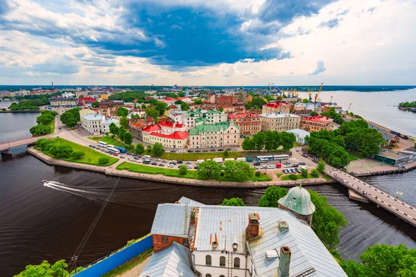 Vista sobre a cidade de Vyborg de cima na Rússia — Fotografia de Stock