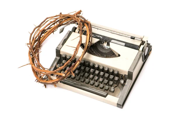 Espinhos Coroa Vintage Velha Máquina Escrever Isolado — Fotografia de Stock
