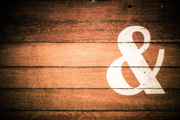 Ampersand Schild Auf Holzgrund Gemalt — Stockfoto