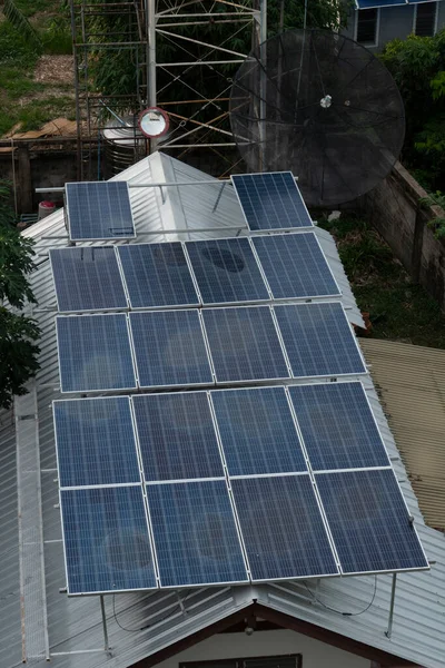 Home Solar Panels Roof — Stock Photo, Image