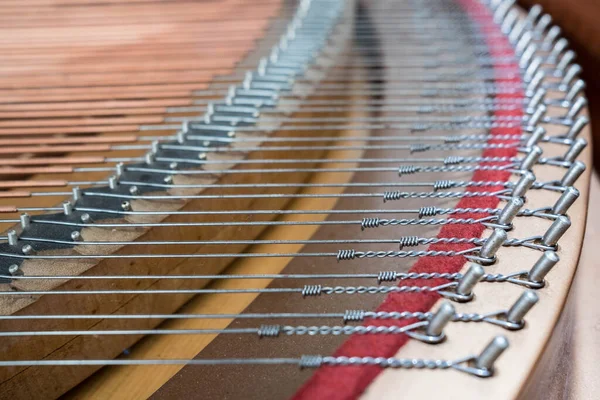 Cuerdas Desde Interior Del Piano Cola — Foto de Stock