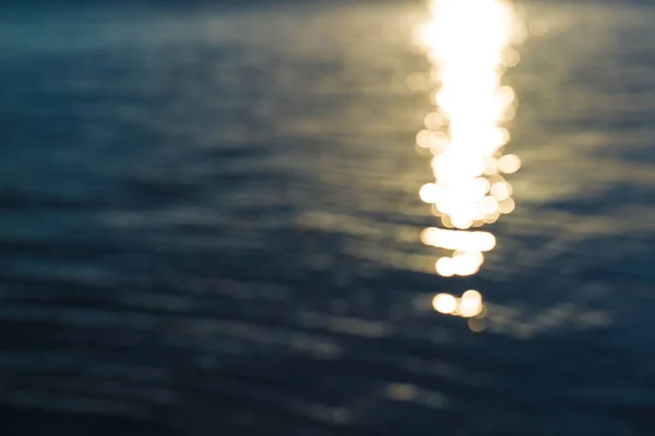 Blurry Bokeh Sun Reflection Sea — стоковое фото