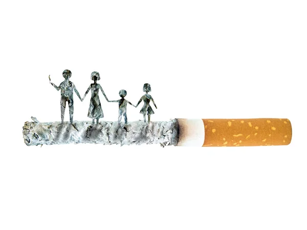 Familia Forma Cenizas Cigarrillo Cigarrillo Aislado Sobre Fondo Blanco — Foto de Stock