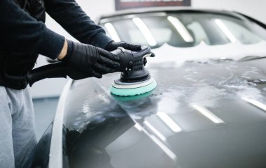 temiz çamaşır arabaya oto yıkama