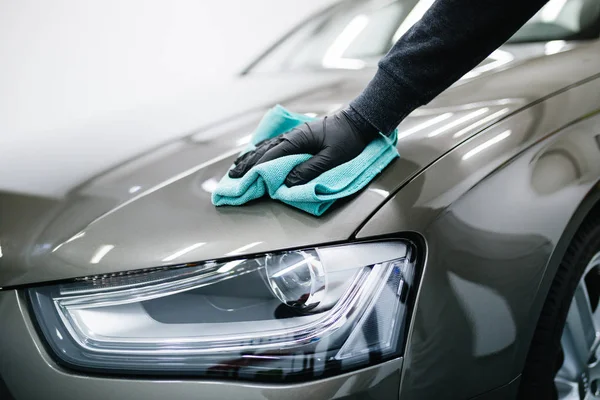 Cleaner Washing Car Car Wash — Stock Photo, Image