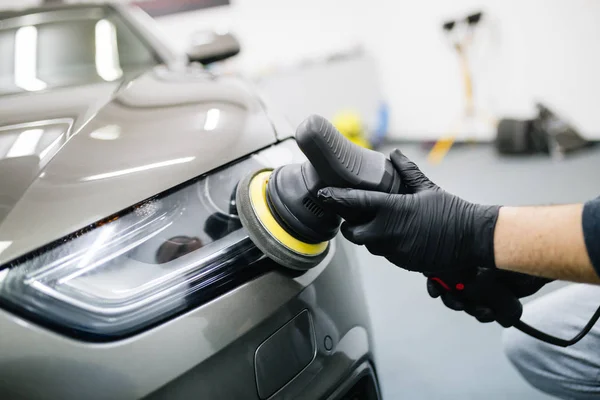 temiz çamaşır arabaya oto yıkama