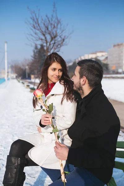 Şehir Açık Havada Zevk Mutlu Çekici Çift Nsanlar Aşk Valentine — Stok fotoğraf