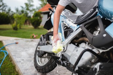 temizlik motosiklet dostum - ayrıntılı (veya valeting) konsept motosiklet. Seçici odak