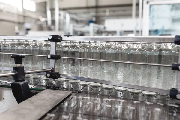 Planta Engarrafamento Processamento Engarrafamento Água Foco Seletivo — Fotografia de Stock