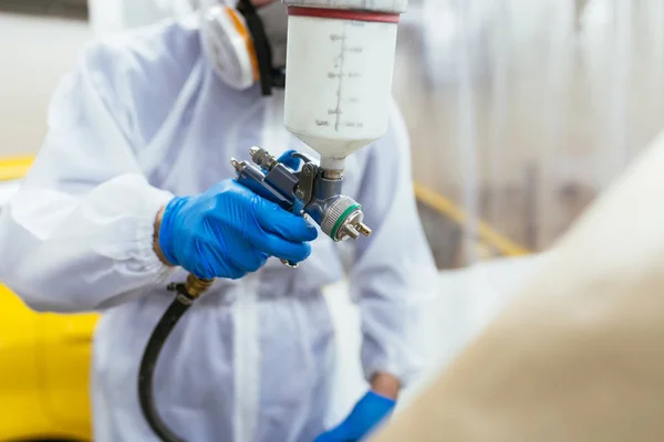 Man Protective Clothes Mask Painting Car Using Spray Compressor — Stock Photo, Image