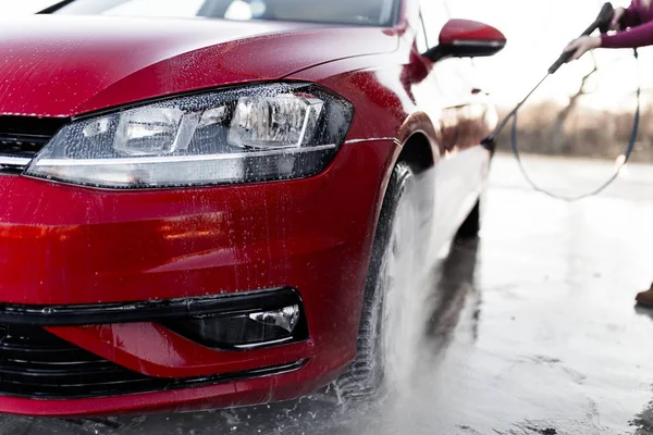 Car Washing Cleaning Car Using High Pressure Water Selective Focus — Stock Photo, Image