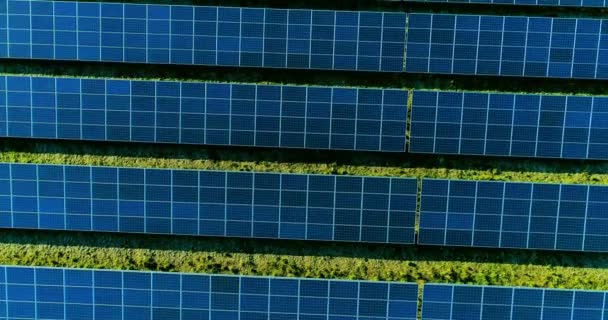 Sonnenkollektoren Aus Der Luft — Stockvideo