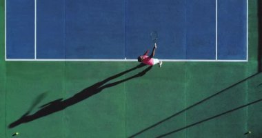 Tenis oyuncu havadan görünümü