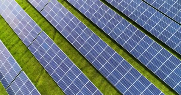 Zonnepanelen Vanuit Lucht Bekeken — Stockvideo