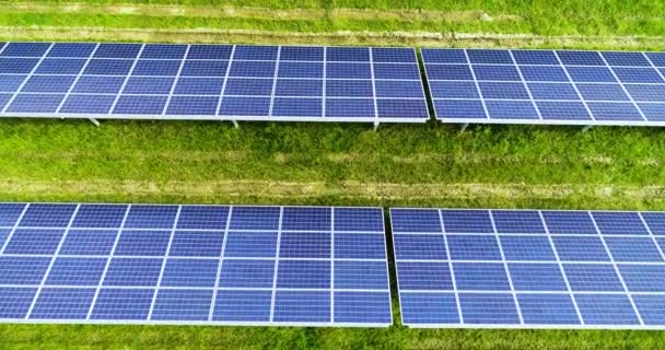 Zonnepanelen Vanuit Lucht Bekeken — Stockvideo