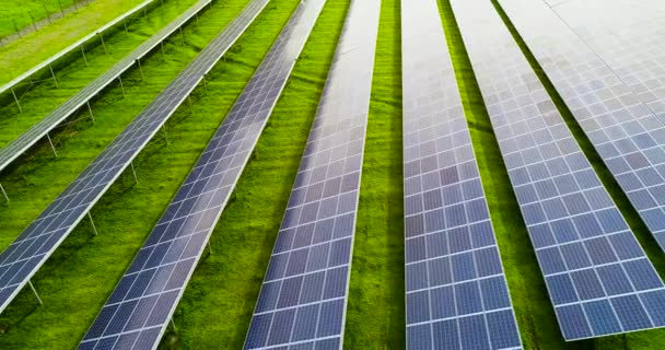 Zonnepanelen Vanuit Lucht Bekeken — Stockvideo