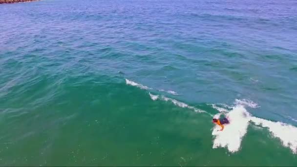 Surfen Atlantischen Ozean Frankreich — Stockvideo