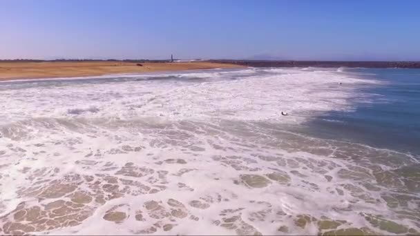 Atlantik Okyanusu Fransa Sörf — Stok video