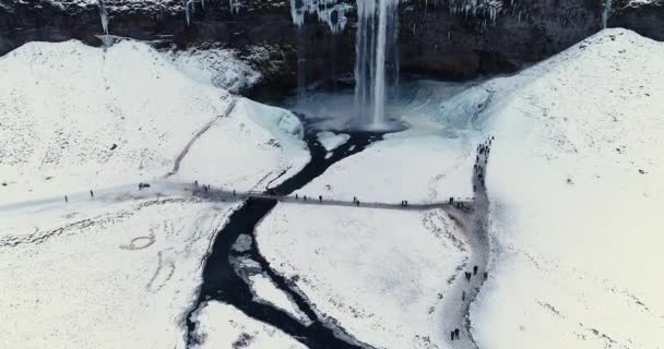 cascade en vue aérienne, Islande