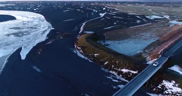 Vue Aérienne Pont Sur Rivière Gelée Islande — Video
