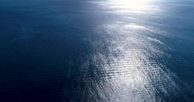 İspanya 'nın Menorca adası yakınlarındaki Akdeniz' in hava manzarası