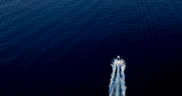 Barco Mar Dejando Velorio — Vídeos de Stock