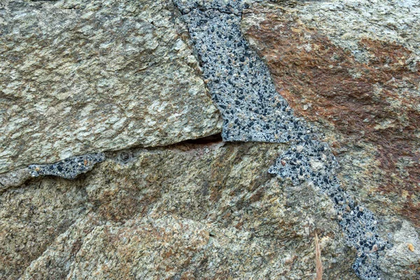 Textura Parede Pedra Multicolorida Com Vários Materiais Construção — Fotografia de Stock