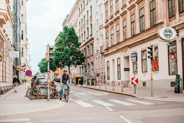 Beautiful streets of Vienna — Stock Photo, Image