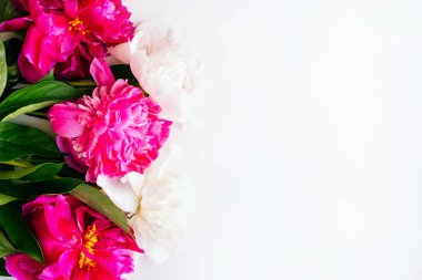 Peony çiçek buketi