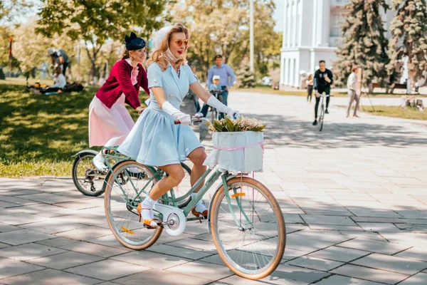 Kiev Ukrayna Retro Cruise 2018 olabilir