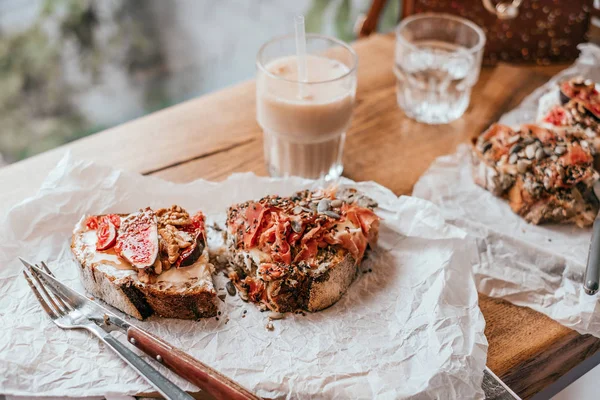 Breackfast en la gran ciudad — Foto de Stock